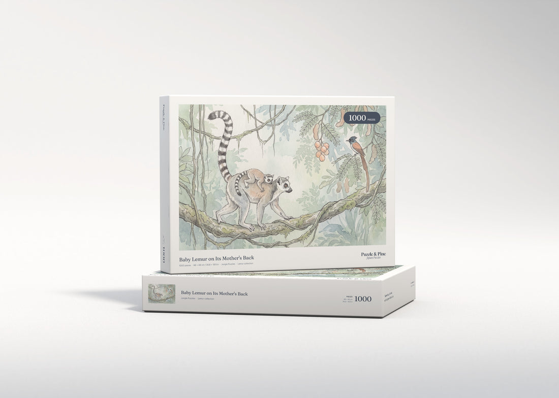 Baby Lemur on Its Mother's Back jigsaw puzzle - gift box