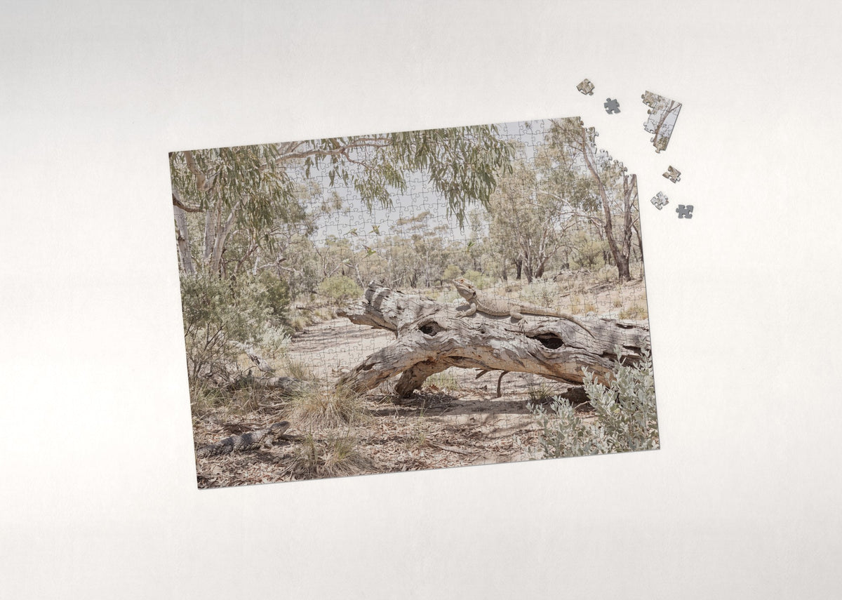 Bearded Dragon Basking on the Log jigsaw puzzle - puzzle with loose pieces