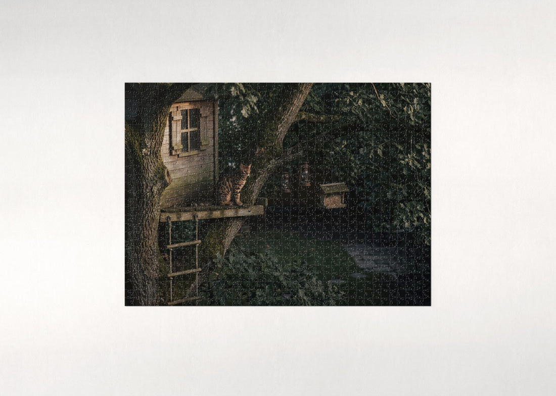 Bengal Cat On the Treehouse Perch jigsaw puzzle - gift box