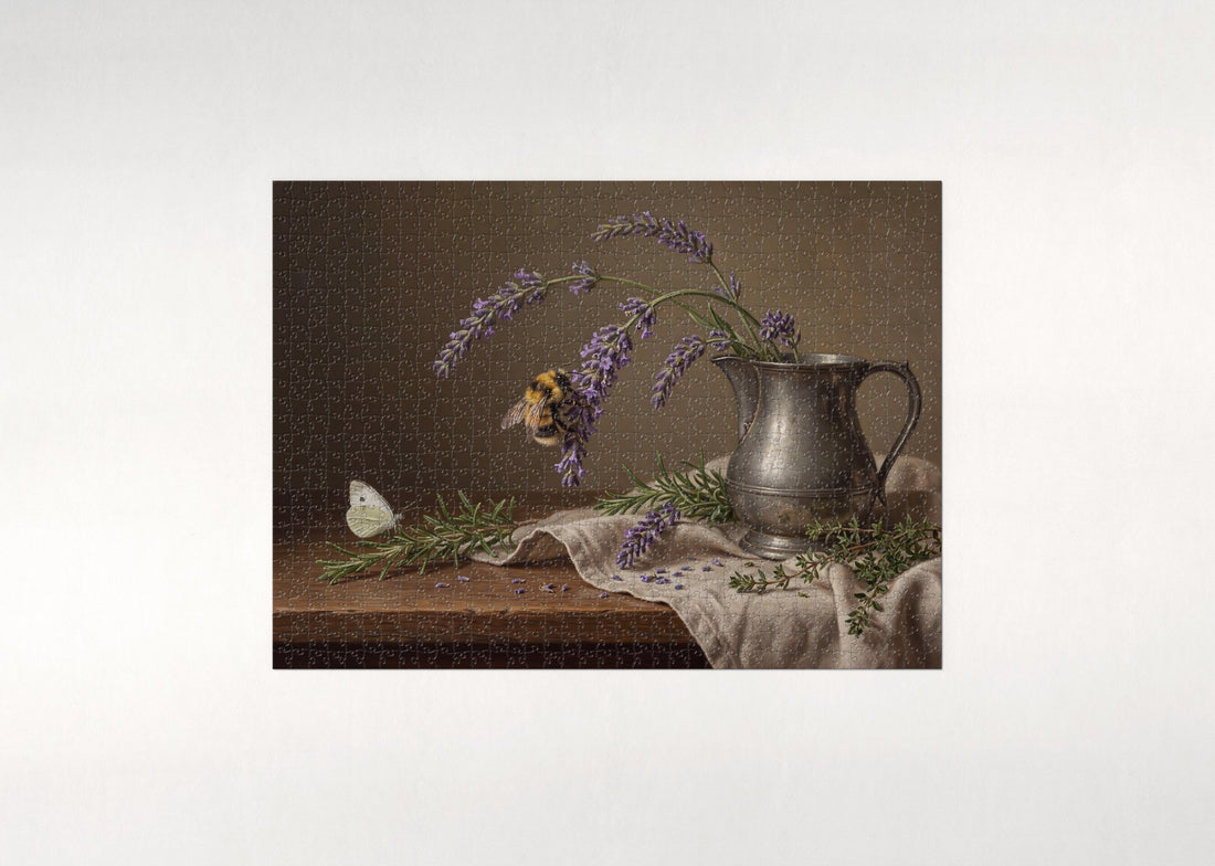 Bumblebee in the Lavender jigsaw puzzle - gift box