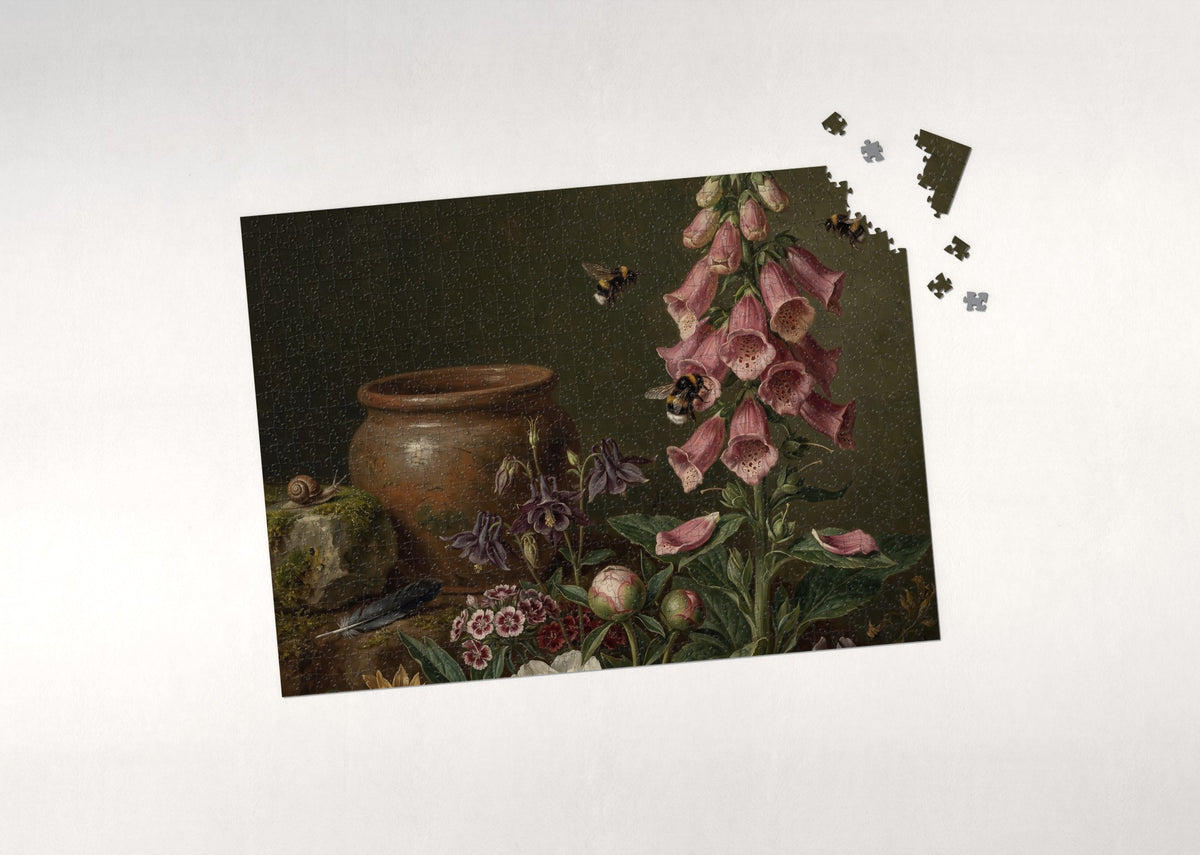 Bumblebee on the Foxglove jigsaw puzzle - puzzle with loose pieces