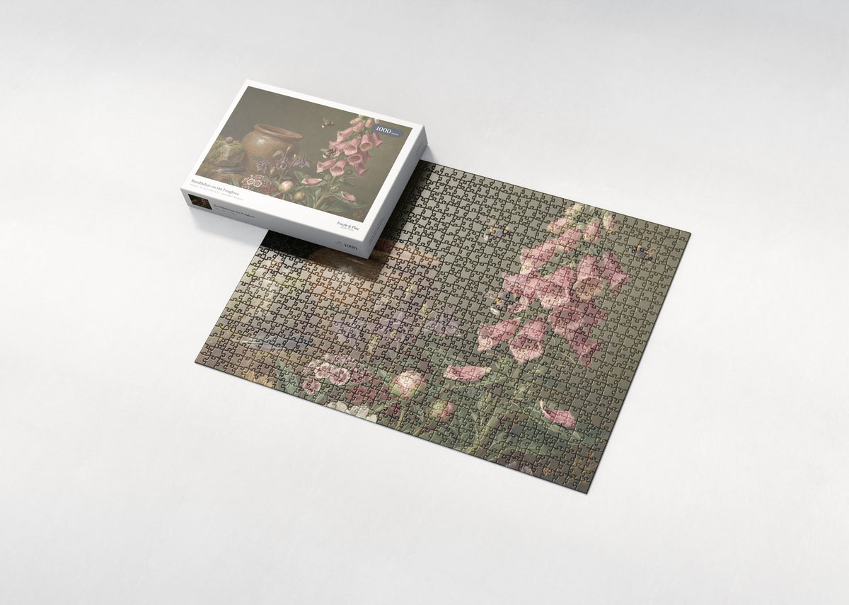 Bumblebee on the Foxglove jigsaw puzzle - box and puzzle