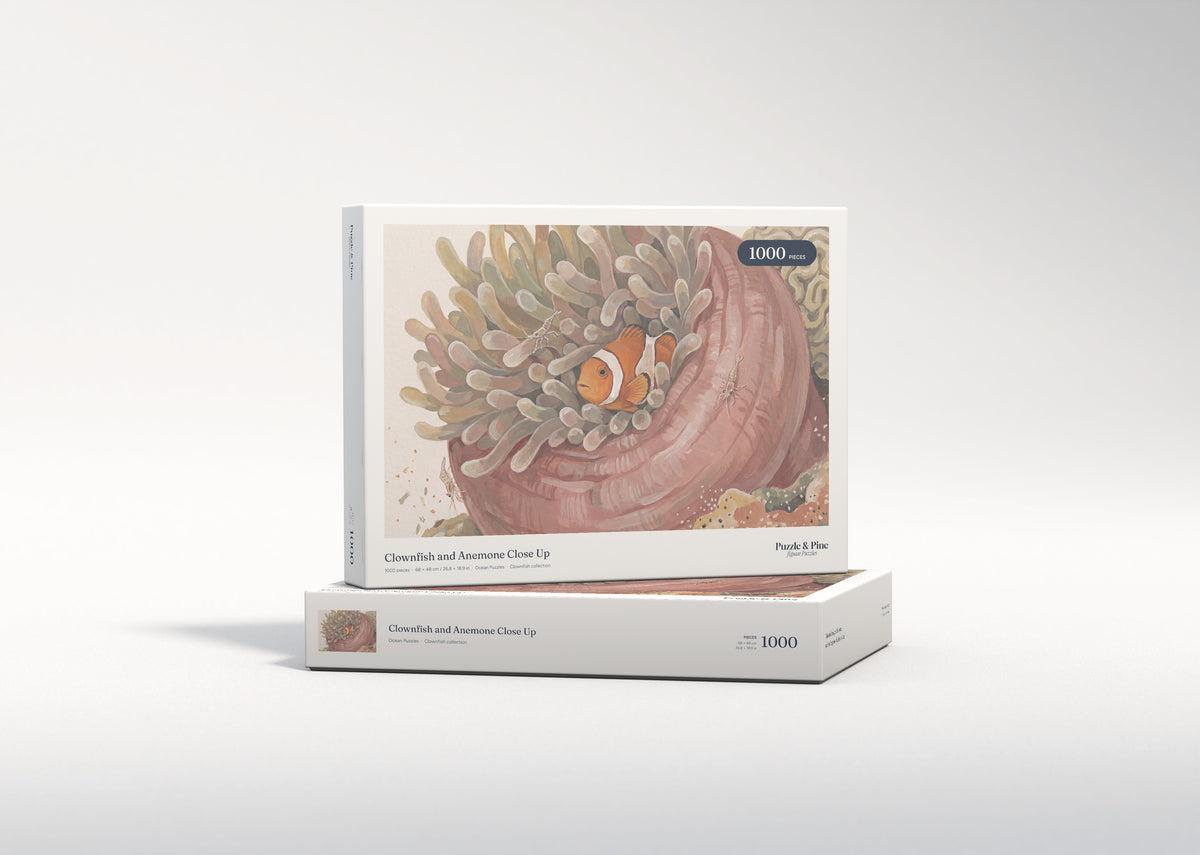 Clownfish and Anemone Close Up jigsaw puzzle - gift box