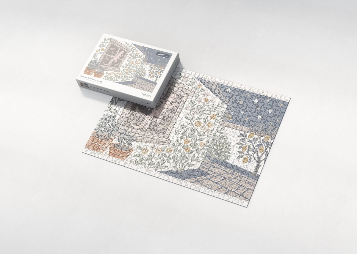 Gecko on the Window at Night jigsaw puzzle - box and puzzle