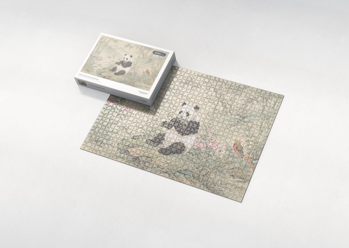 Giant Panda Eating Bamboo jigsaw puzzle - box and puzzle