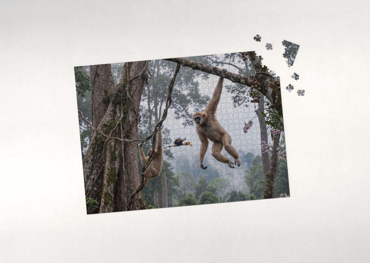 Gibbon Swinging Through the Canopy jigsaw puzzle - puzzle with loose pieces