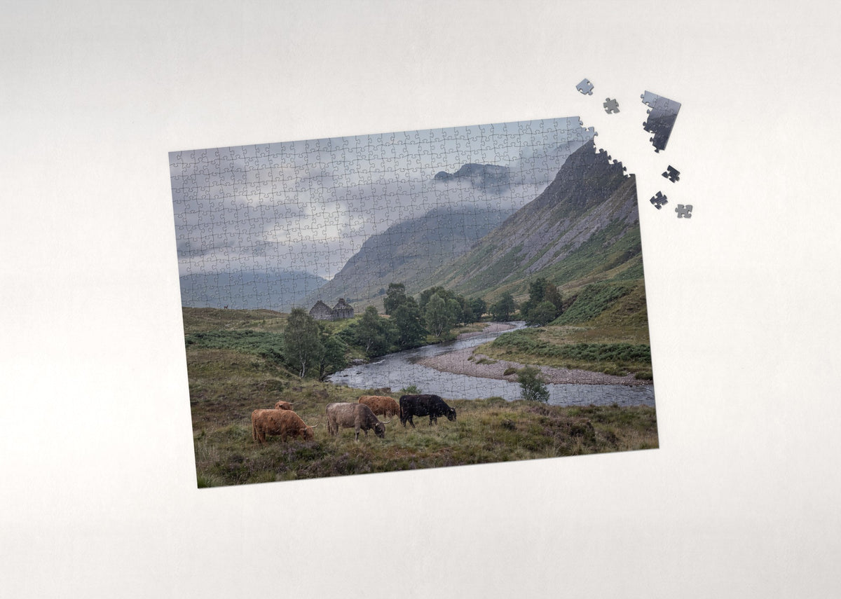 Highland Cows in the Scottish Glen jigsaw puzzle - puzzle with loose pieces