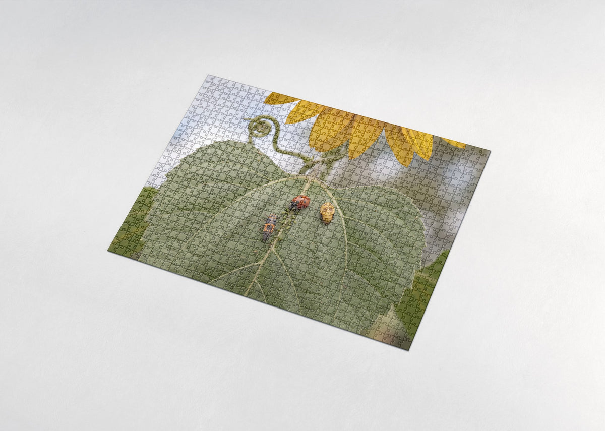 Ladybugs on the Sunflower Leaf jigsaw puzzle - assembled puzzle